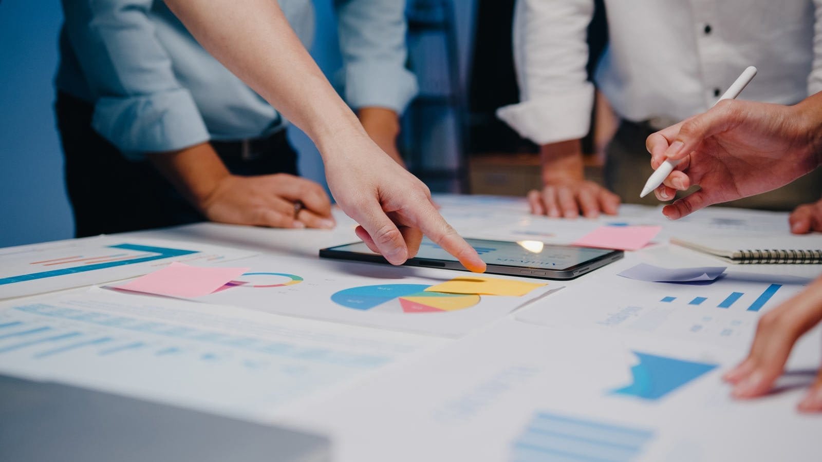 Séance de remue-méninges en équipe